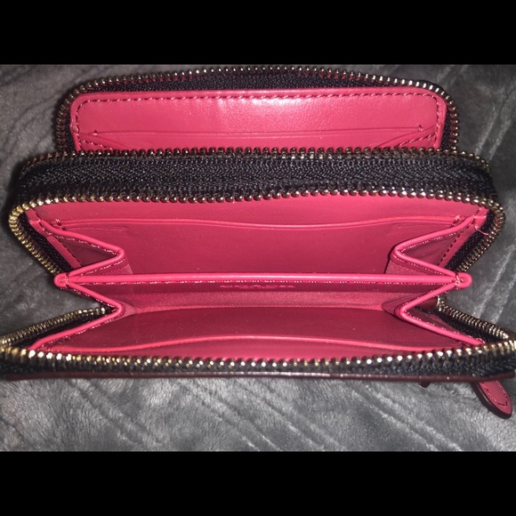Coach Double Zip Card Case - Picture 3 of 3